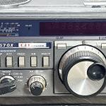 Vintage Yaesu FT-757GX Ham Radio Transceiver W/ Microphone For Parts Or Repair