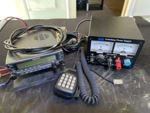 Kenwood TM-V71A with MFJ 4225MV Power Supply