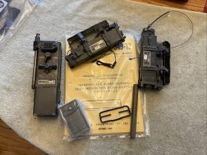 Military Radio Walkie Talkie Vietnam War US Army PRT-4A PRR-9 Helmet