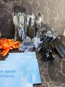 (Lot Of 9) Baofeng T26 Handheld FRS Radio Walkie Talkie 16CH 1800mAh READ DESCRI