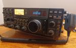 Icom 751a radio transceivers