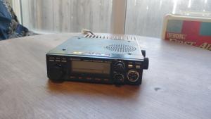 KENWOOD MODEL TM-221A 144MHz FM TRANSCEIVER DC13.8V KENWOOD CORPORATION 9.5A