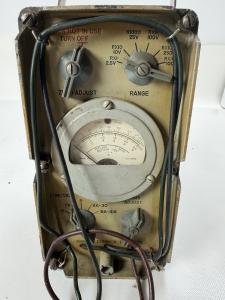 TS-618/U Military Multimeter Signal Corps Pilot Radio VTVM Vintage Untested