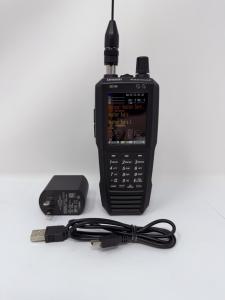 Uniden SDS100 Digital APCO Deluxe Trunking Handheld Scanner