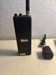 UNIDEN BEARCAT BC200XLT 200 CHANNEL HANDHELD RADIO SCANNER 800MHZ W/ AC ADAPTER