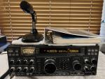 YAESU FT-1000D HF TRANSCEIVER ( 200 Watts) /MD-100( ICOM,KENWOOD)