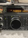YAESU FT-1000D HF TRANSCEIVER ( 200 Watts) /MD-100( ICOM,KENWOOD)
