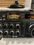 YAESU FT-1000D HF TRANSCEIVER ( 200 Watts) /MD-100( ICOM,KENWOOD)