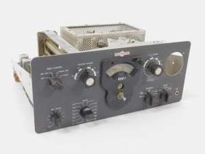 Collins 32S-1 WE Ham Radio Transmitter (SN 2220, for parts or repair)