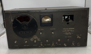Hallicrafts Skyrider Defiant SX-24 High Frequency Communications Receiver