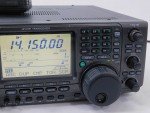Icom IC-746PRO Ham Radio HF VHF Ham Radio Transceiver + Mic (very nice)