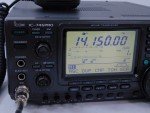 Icom IC-746PRO Ham Radio HF VHF Ham Radio Transceiver + Mic (very nice)