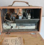 Vintage Hallicrafters TW-25 Tube Radio. 1954. Does Not Work.Needs to Be Cleaned