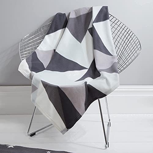 Geometric Fleece Blanket Throw, 120 x 150cm