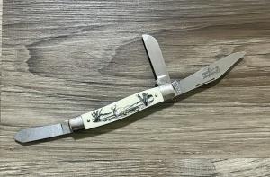 VINTAGE COLONIAL PROV USA SCRIMSHAW SERIES 3 BLADE STOCKMAN FOLDING POCKET KNIFE