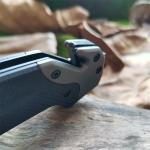 Outdoor stainless steel 9Cr18MoV blade, folding pocket knife with window breaker