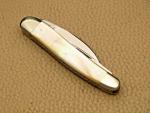 Vintage BULLDOG BRAND Solingen Wharncliffe Whittler Gold Lip Pearl Handles MINT