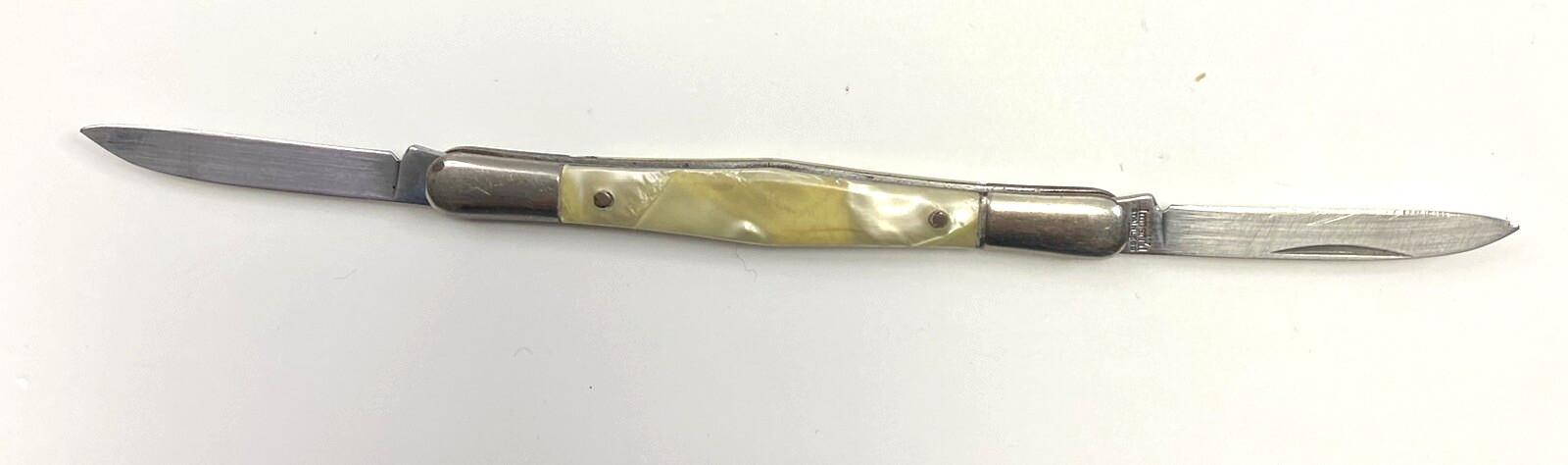 VTG Imperial 2 Wharncliffe Stainless Blades Pocket Knife Thin Pearl Handle K69