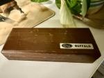 VINTAGE CASE XX BUFFALO P172 KNIFE w/Case Wooden Box. NO DOTs. Nice