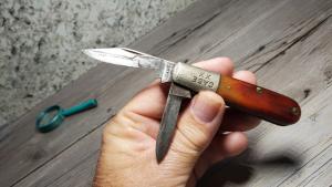 Vintage CASE XX 62009 1/2 Barlow Pocket Knife 1940-64 Red Bone Scales