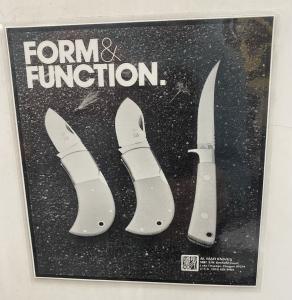 AL MAR KNIVES FRIDGE MAGNET. VINTAGE BULLDOG KNIFE CATALOG AD