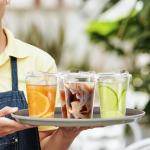 100 Pack 16 oz Clear Plastic Cups with Lids