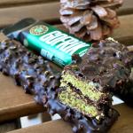 Kahve Dunyasi Pistachio Dark Chocolate Wafers