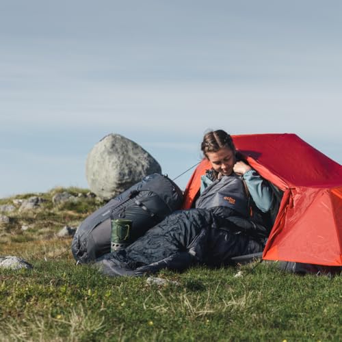 Highlander Mummy Adults Sleeping Bag - All-Season Comfort