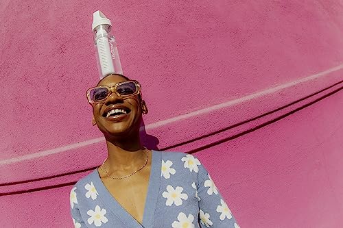 LifeStraw Go Series – BPA-Free Water Filter Bottle for Travel and Everyday use removes Bacteria, parasites and microplastics, Improves Taste, 22oz; Aegean Sea