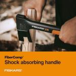 Wood Splitting Hatchet - Fiskars X7