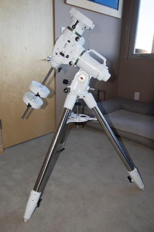 Sky-Watcher EQ6-R Pro GoTo Mount with Tripod