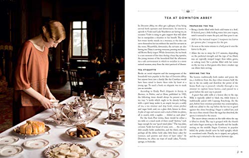 Downton Abbey Afternoon Tea Cookbook: Drinks, Scones, Savories & Sweets | Classic Historia
