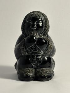 Aardvark Soapstone Eskimo with Baby Figurine