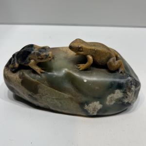 Vintage Chinese Soapstone Frog Sculpture