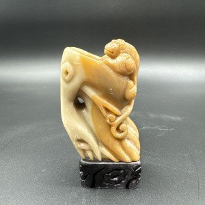 Lion Design Antique Chinese Soapstone Inkwell
