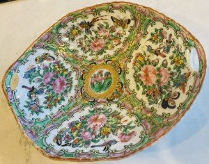 Antique 19th Century Chinese Rose Medallion Dish