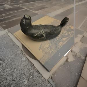 Inuit Carved Gray Soapstone Seal Figurine