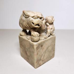 Chinese Soapstone Foo Dog Chop Seal Carving