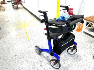 Carbon Ultralight Rollator with Foldable Tray