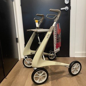 byACRE Ultralight Carbon Rollator with 16.5" Seat