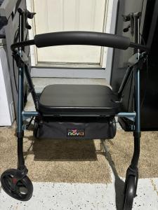 Nova Star Heavy Duty Extra Wide Bariatic Rollator - 2 COLOR CHOICE NEW
