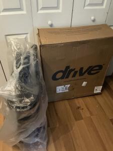 New Drive Medical Nitro Sprint Petite Rollator Walker Heavy Duty w/Seat Open Box