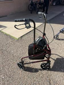 Drive deluxe 3-Wheel Rollator Walker Foldable, All Terrain 8” Wheels