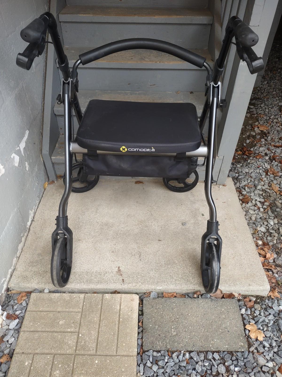 Comodita Spazio Extra Wide Heavy-Duty Rollator Walker, 18" Wide Seat, 440lbs