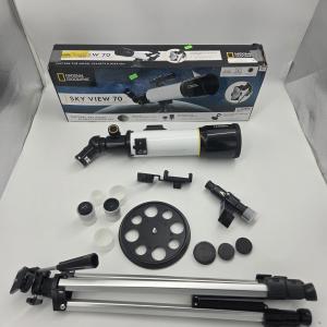 National Geographic Sky View 70 Refractor Telescope