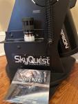 Orion SkyQuest XT 4.5 Dobsonian Telescope Set