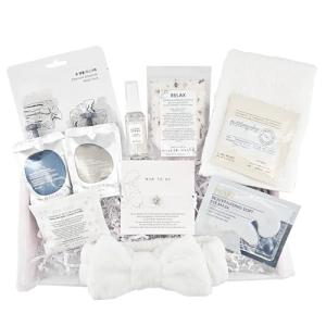 Pamper Kit for Expecting Moms and Newborns