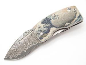 G. Sakai Ukimon Great Wave Pocket Knife