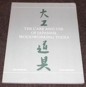 Essential Guide to Japanese Woodworking Knives