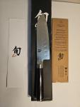Shun Classic 7" Hollow Edge Santoku Knife